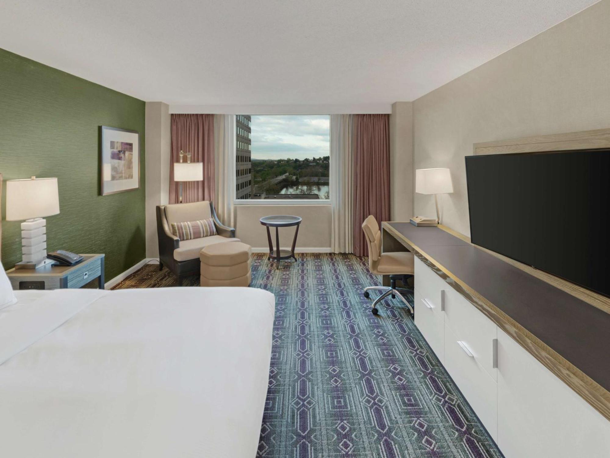 Hilton Harrisburg Near Hershey Park Exteriör bild